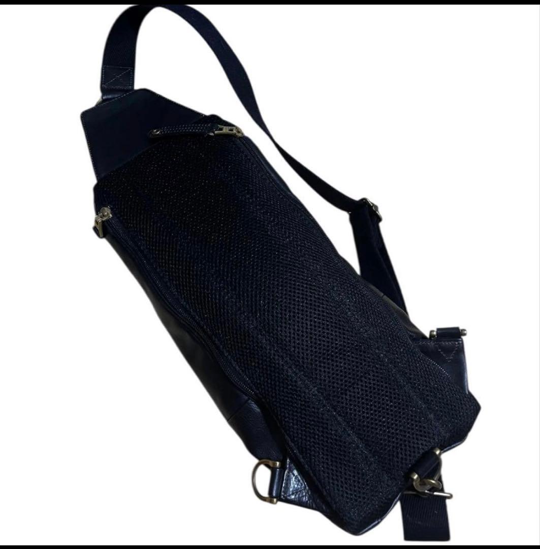 美品　マスターピースmaster-piece ボディバッグ 黒 日本製