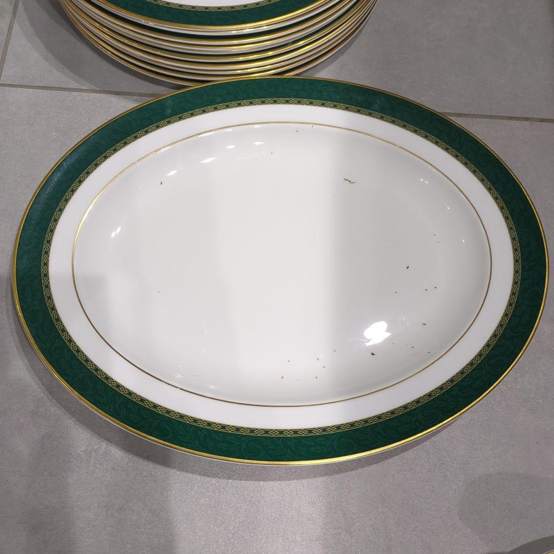 英国製　ディナーセット大皿10枚、グレービーボート　オーバルプラッター1枚