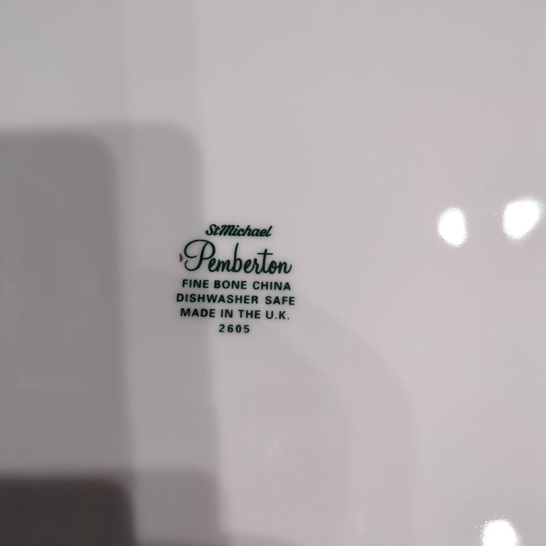 英国製　ディナーセット大皿10枚、グレービーボート　オーバルプラッター1枚