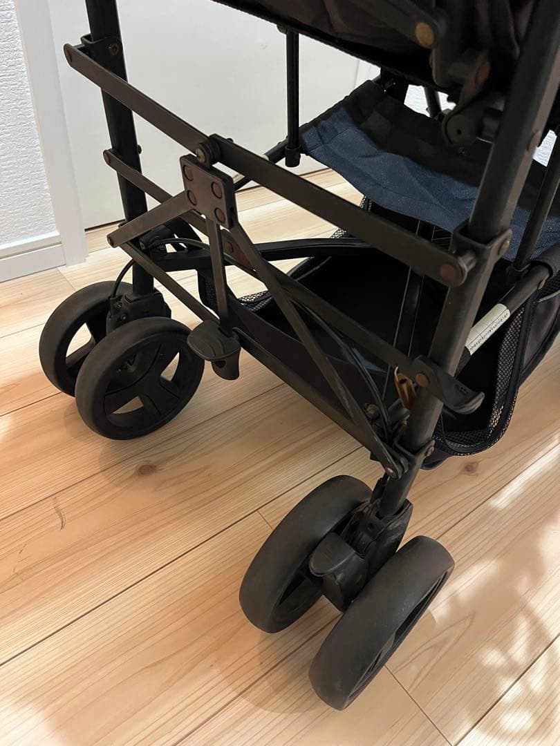 2人乗りベビーカー　キンダーワゴン　DUOシティHOP 折りたたみ可