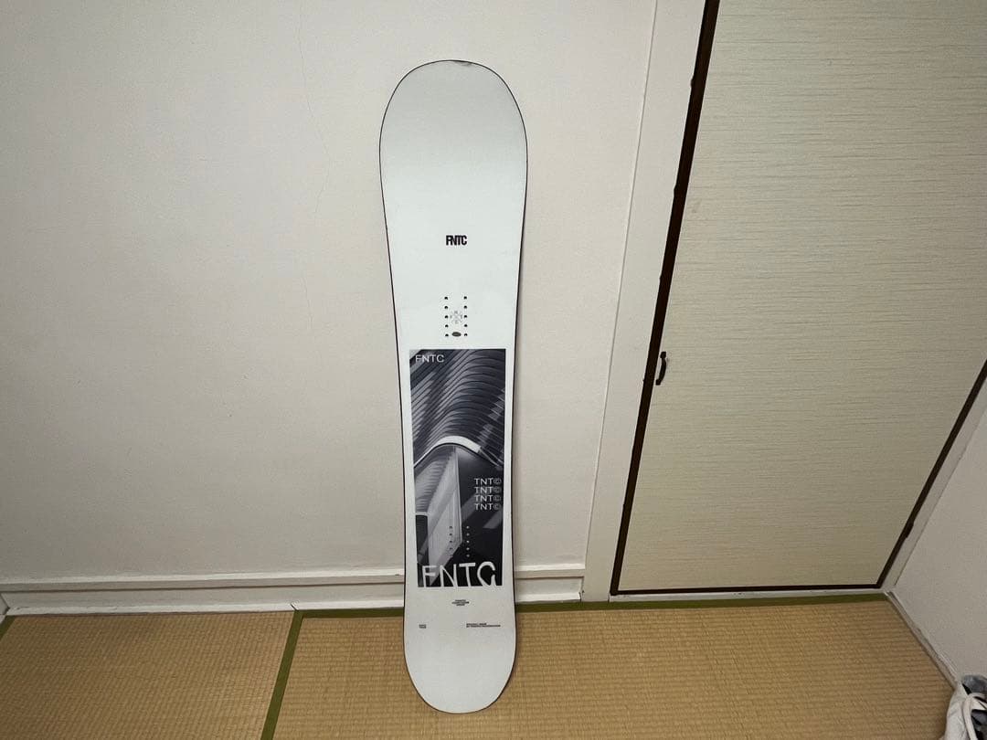 FNTC TNTC 21-22 153スノーボード