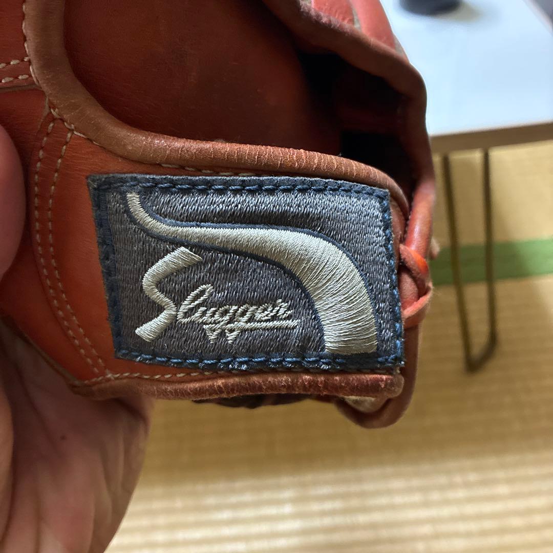 Slugger 外野手左用硬式グラブ