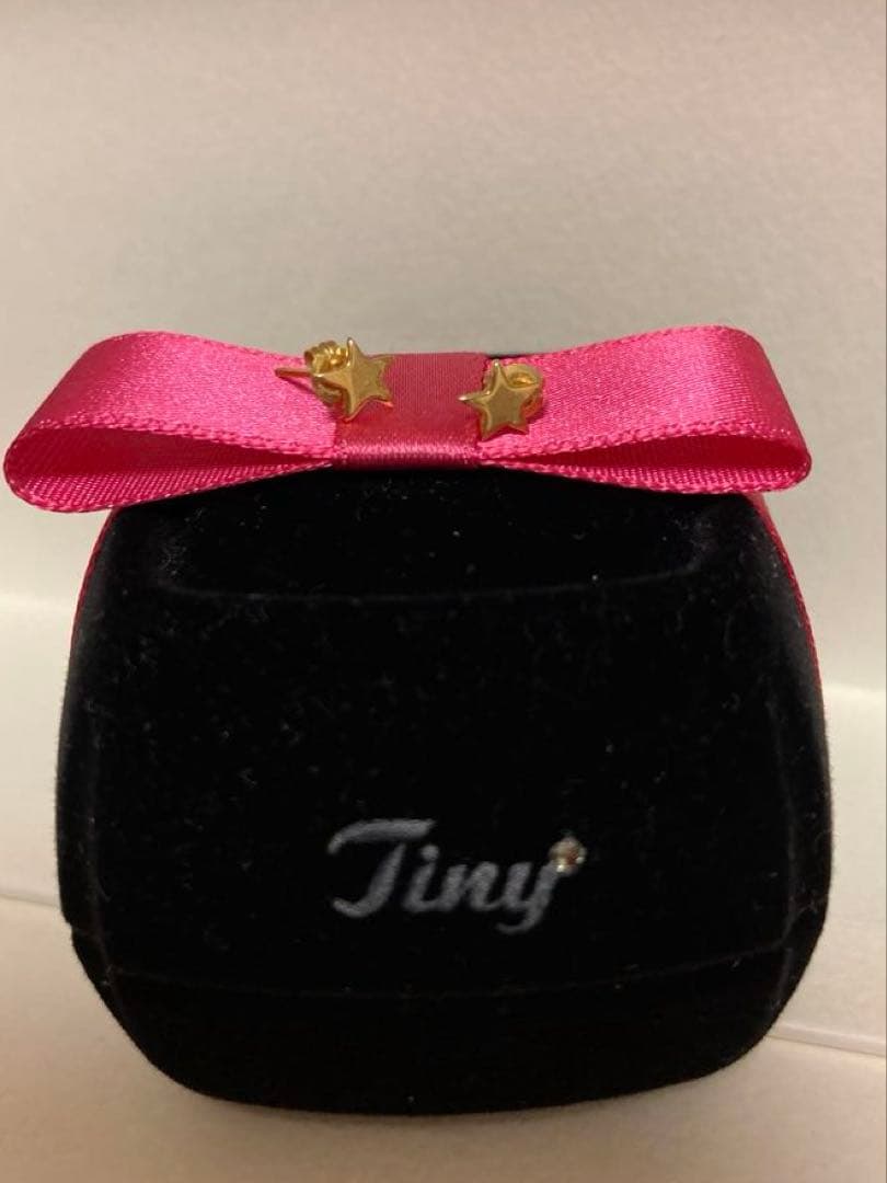 Alice in Tinyroom エトワールピアス　k18 ゴールド