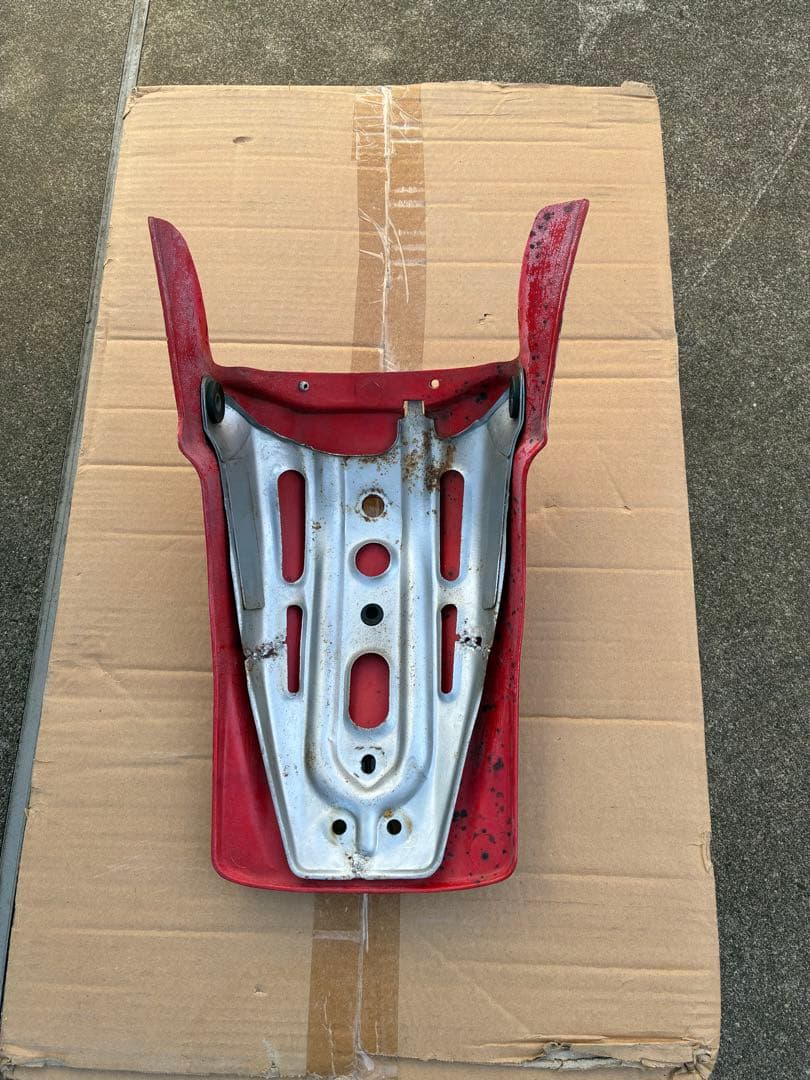 ホンダXL２５０R パリダカ　フェンダー、カウル