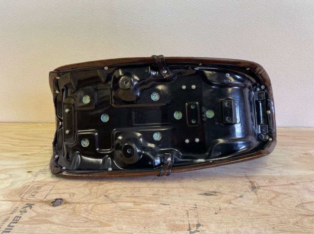 ぱ*ま様 CB250N 三段シート 15cm オオカワシート