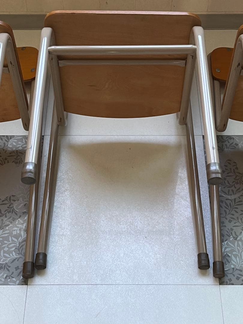 昭和レトロ 学校椅子 4脚セット 木製 スチール ビンテージ カフェ 会議用