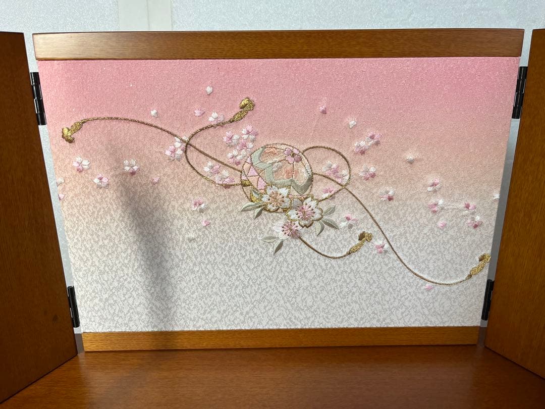 収納式親王飾り　刺繍梅桜　セット