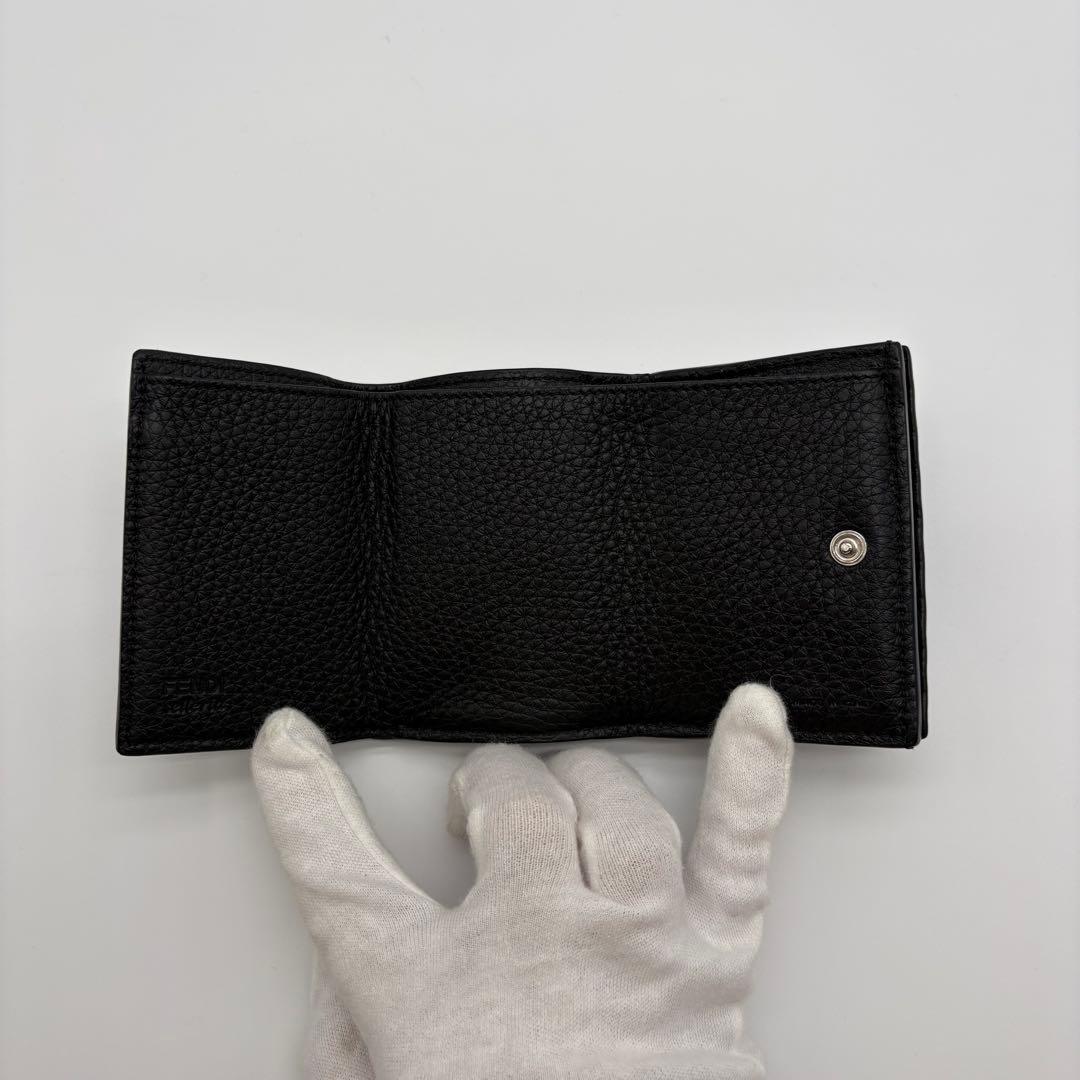 美品　フェンディ　三つ折り財布　セレリアウォレット　ブラック