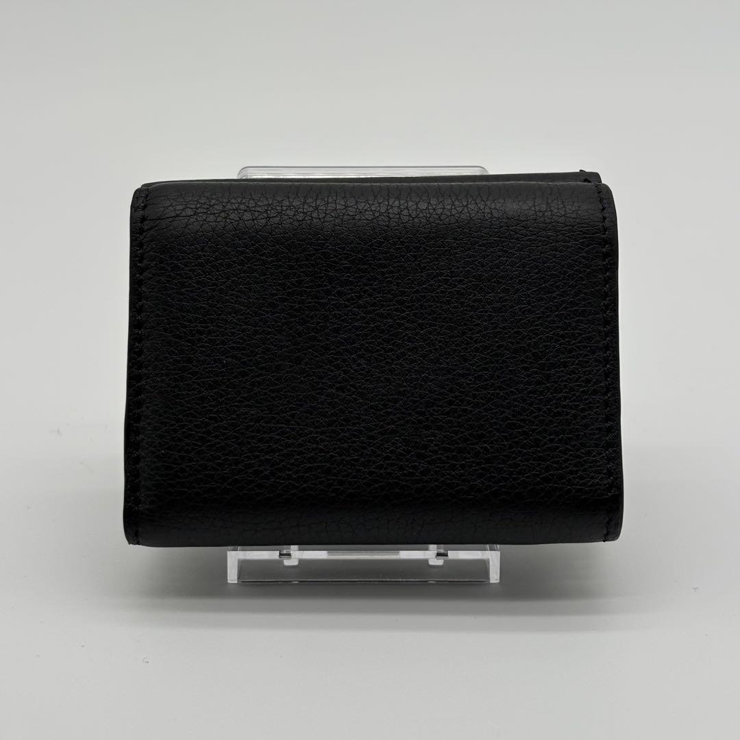 美品　フェンディ　三つ折り財布　セレリアウォレット　ブラック