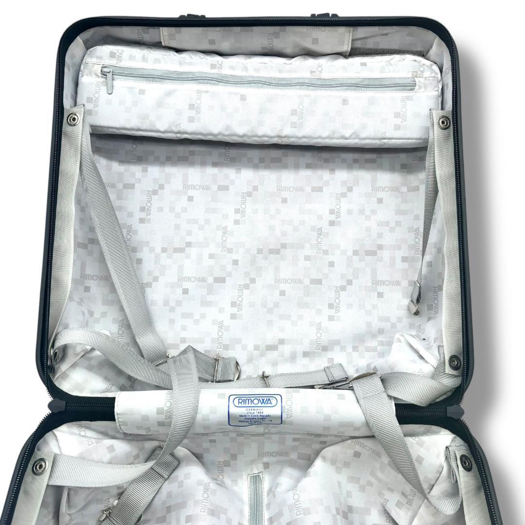 リモワ サルサ ビジネストロリー 4輪 810.40 機内持込可能 美品