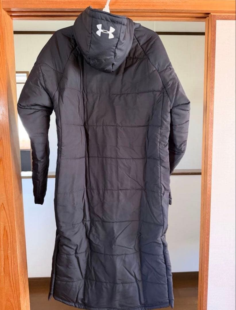 美品Under Armour ブラック ベンチコートLL