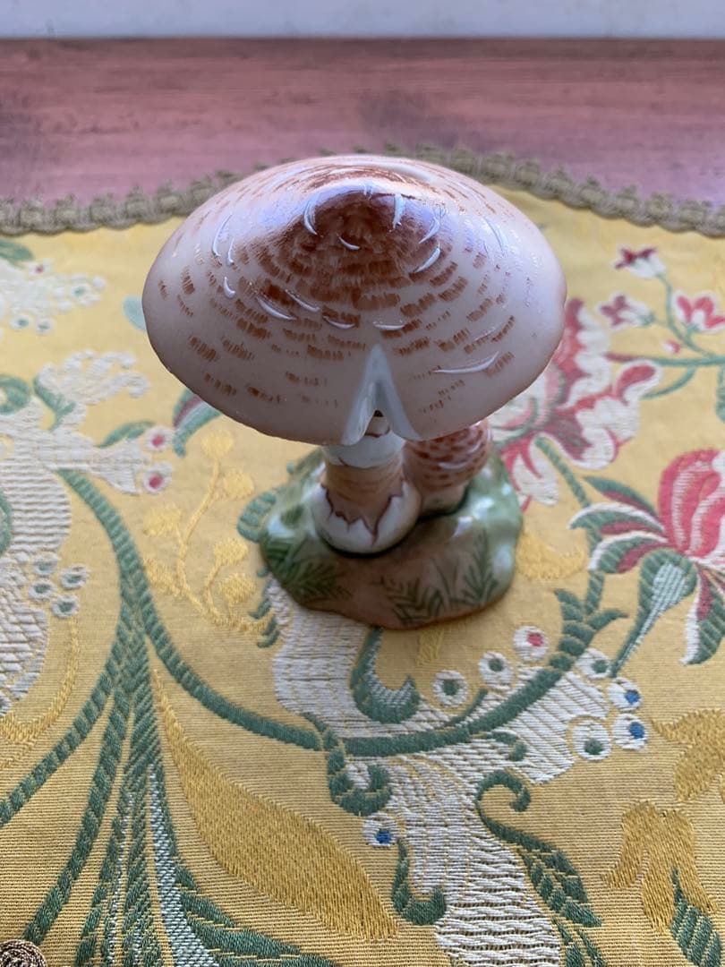 リモージュボックス　フランス製　レアな親子のきのこの小物入れとCherry2個！