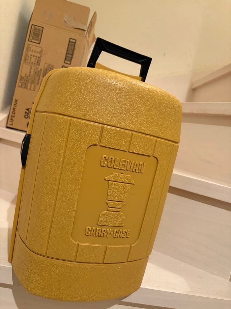 海*様 Coleman キャリーケース イエロー　クラムシェル19826月　角ハ