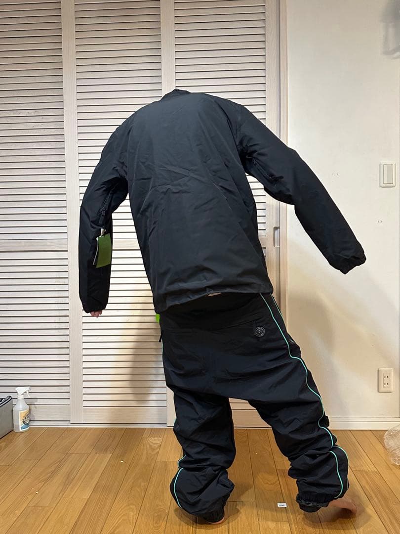 定価5万　上下Mセット　クイックシルバー