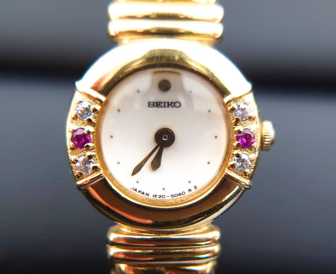 SEIKO セイコー バングルウォッチ 石付き 腕時計 クォーツ 稼働品