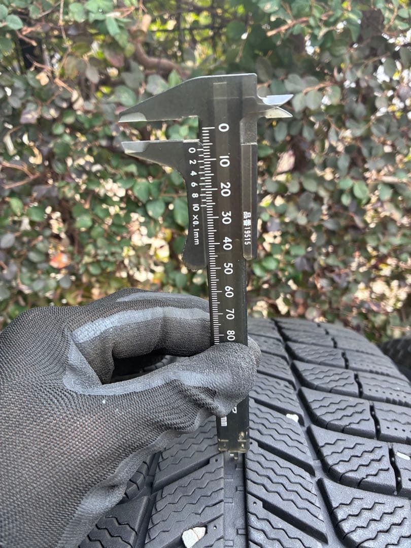 ウ*イ様 ミシュラン X-ICE3+ スタッドレスタイヤ255/55R18 4本