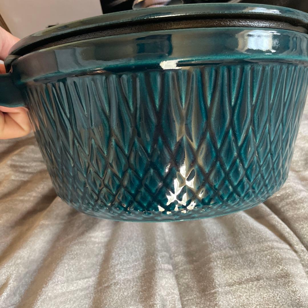 ストウブ ツイスト ココット ラウンド20センチ　ラメール