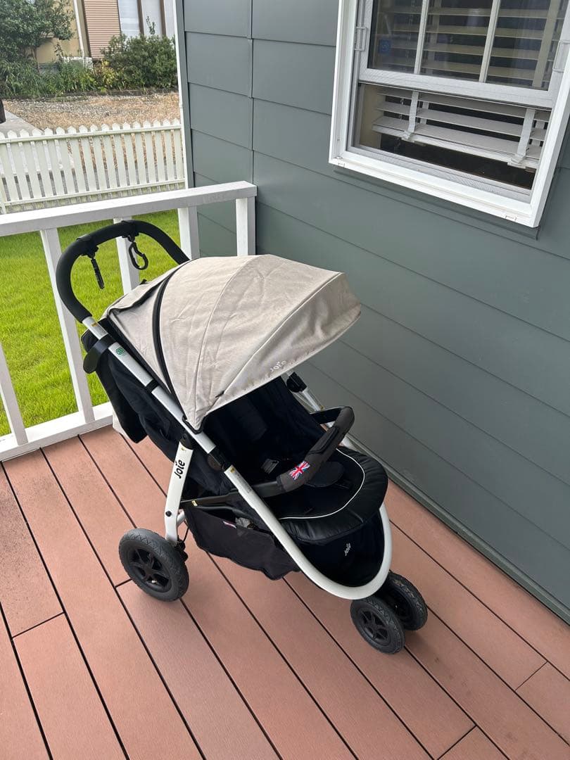 【美品】カトージ　ジョイー　 joieライトトラックスエア　A型ベビーカー