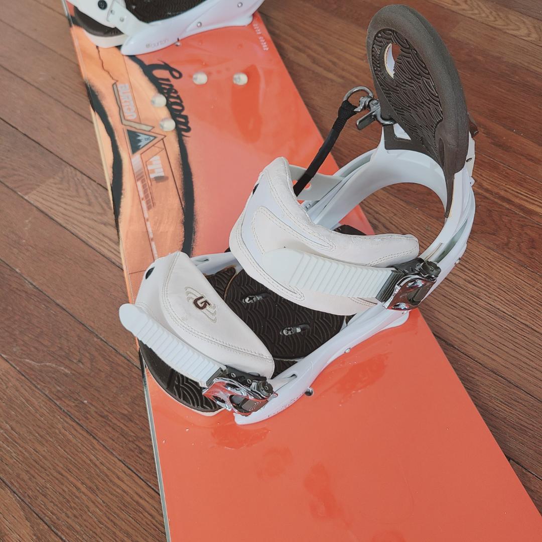 Burton CUSTOM バートン カスタム 144ｃｍ　レディース