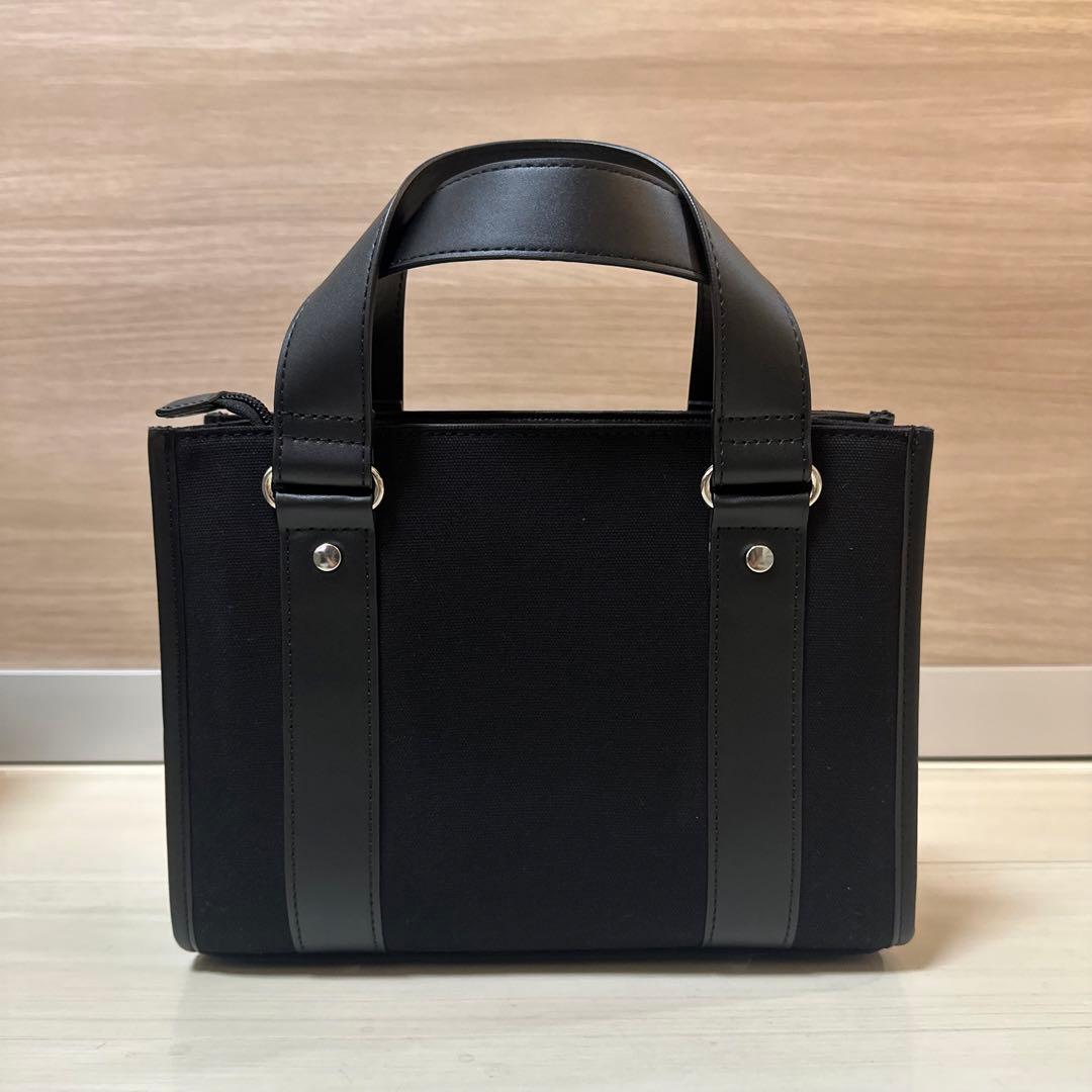riu embossed tote bag トートバッグ スカーフ付 Rちゃん