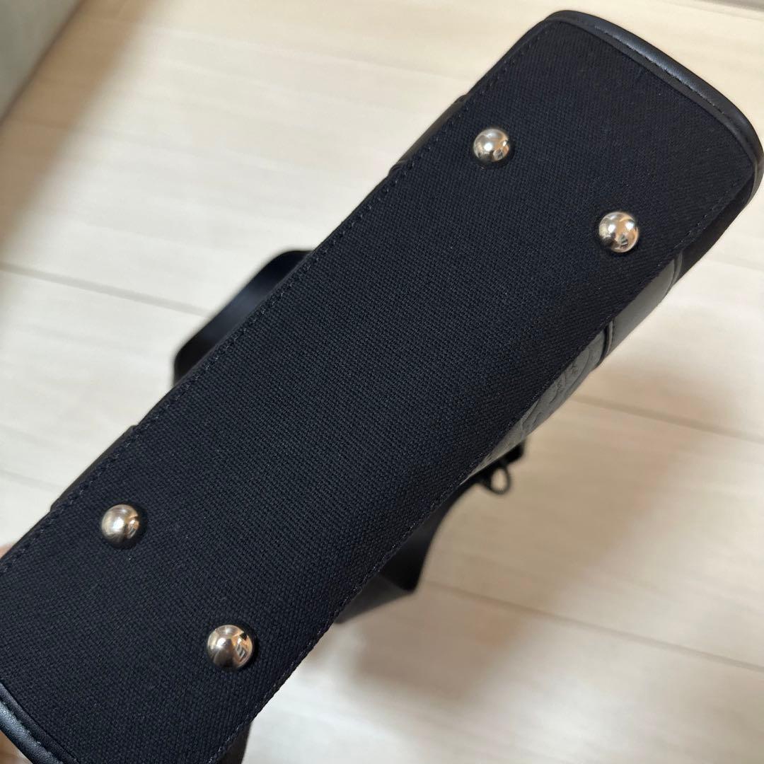 riu embossed tote bag トートバッグ スカーフ付 Rちゃん