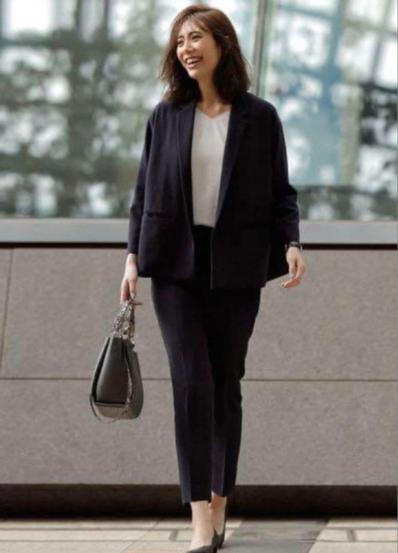 プラステ　PLST 高橋志津奈さんコラボ　ジャケット　パンツ　セットアップ