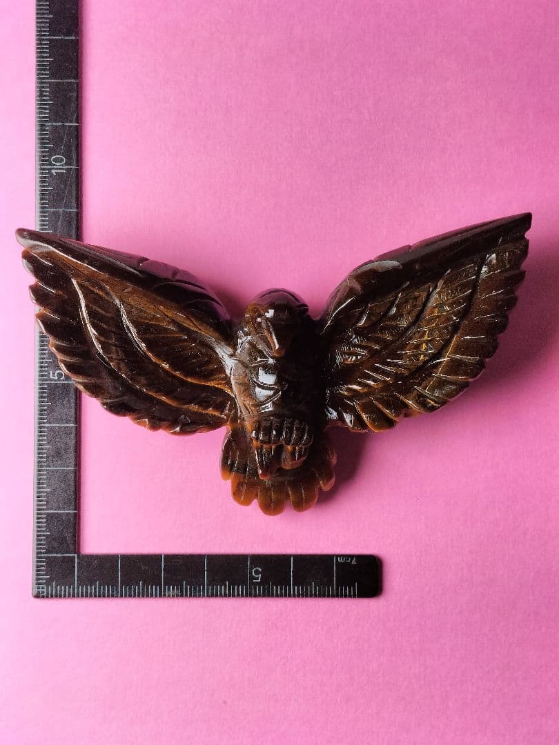 天然石 虎目石 の 鷲(わし)の置物です。サイズは約115㍉でランクは5A！