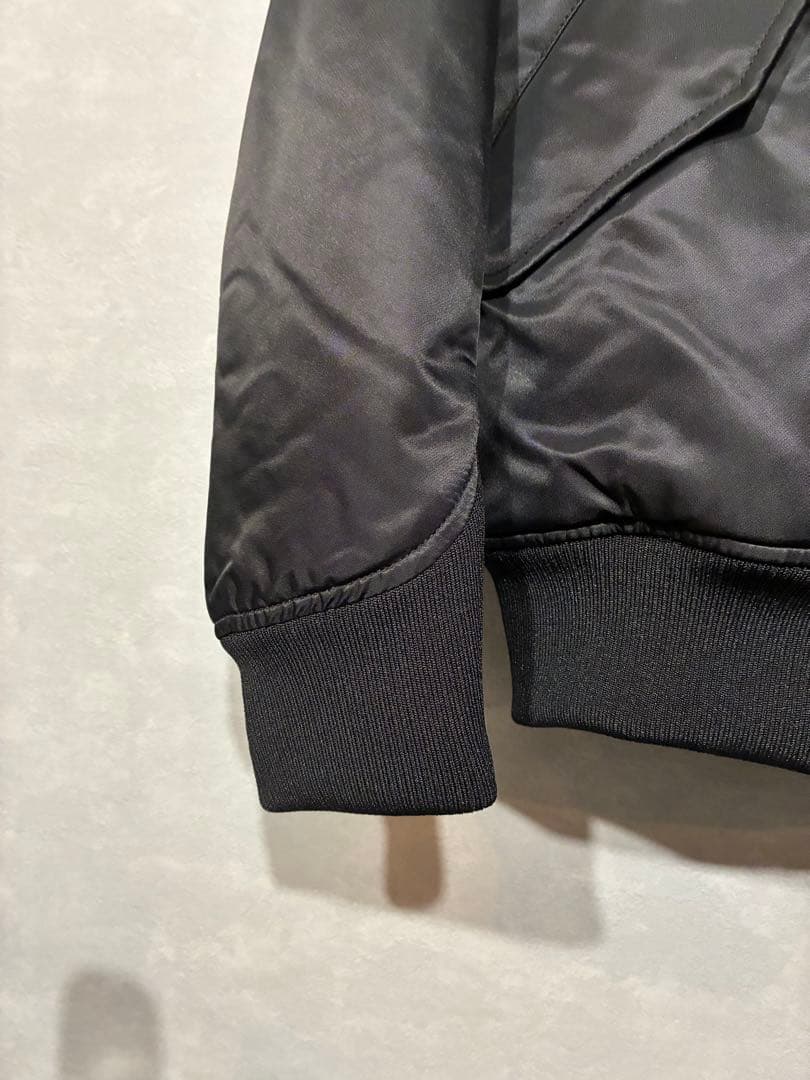 【新品】ユニクロ +J ハイブリッドダウンオーバーサイズ MA-1 ブラックL