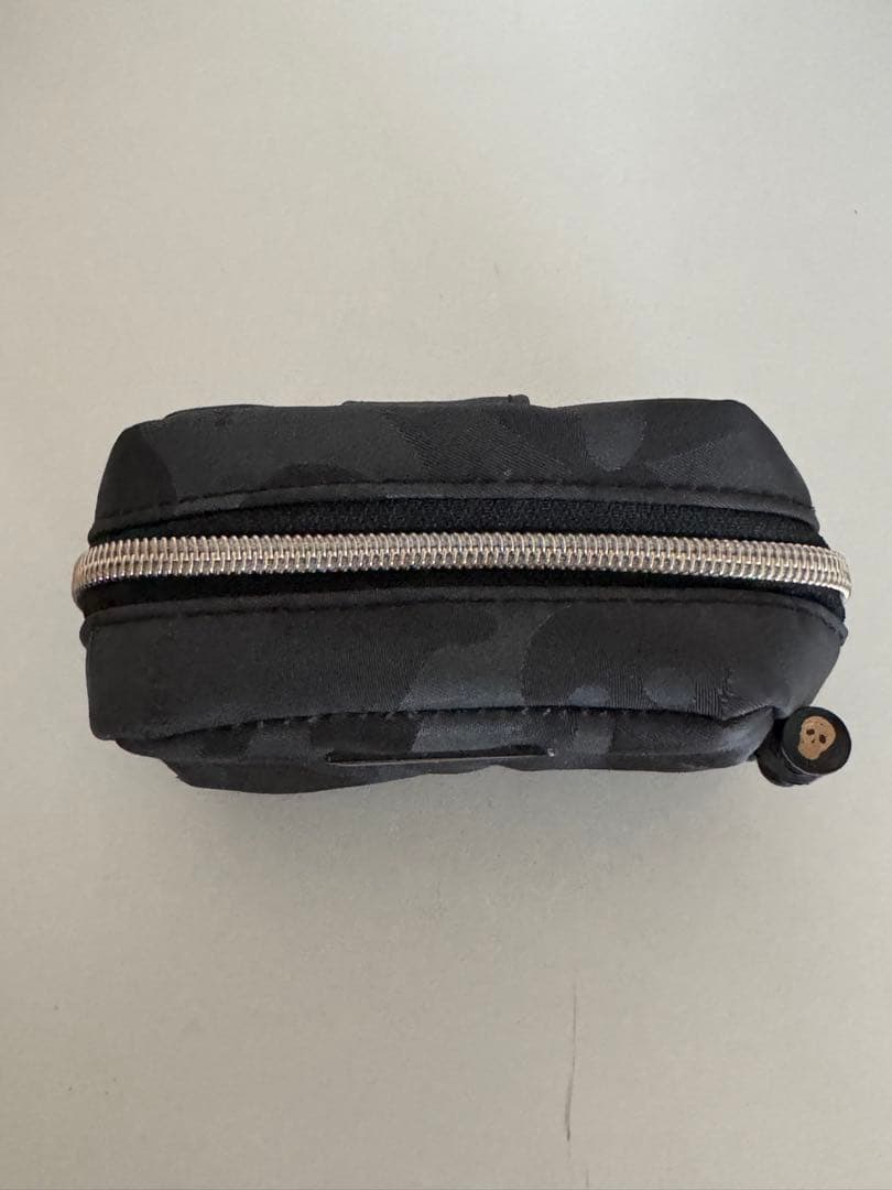 ［新品・未使用］MARK & LONA ボールポーチ ブラック　迷彩柄