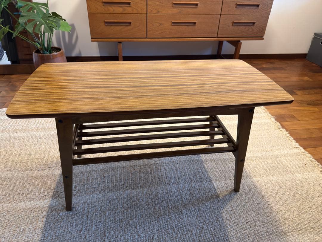 カリモク60リビングテーブル　ウォールナット