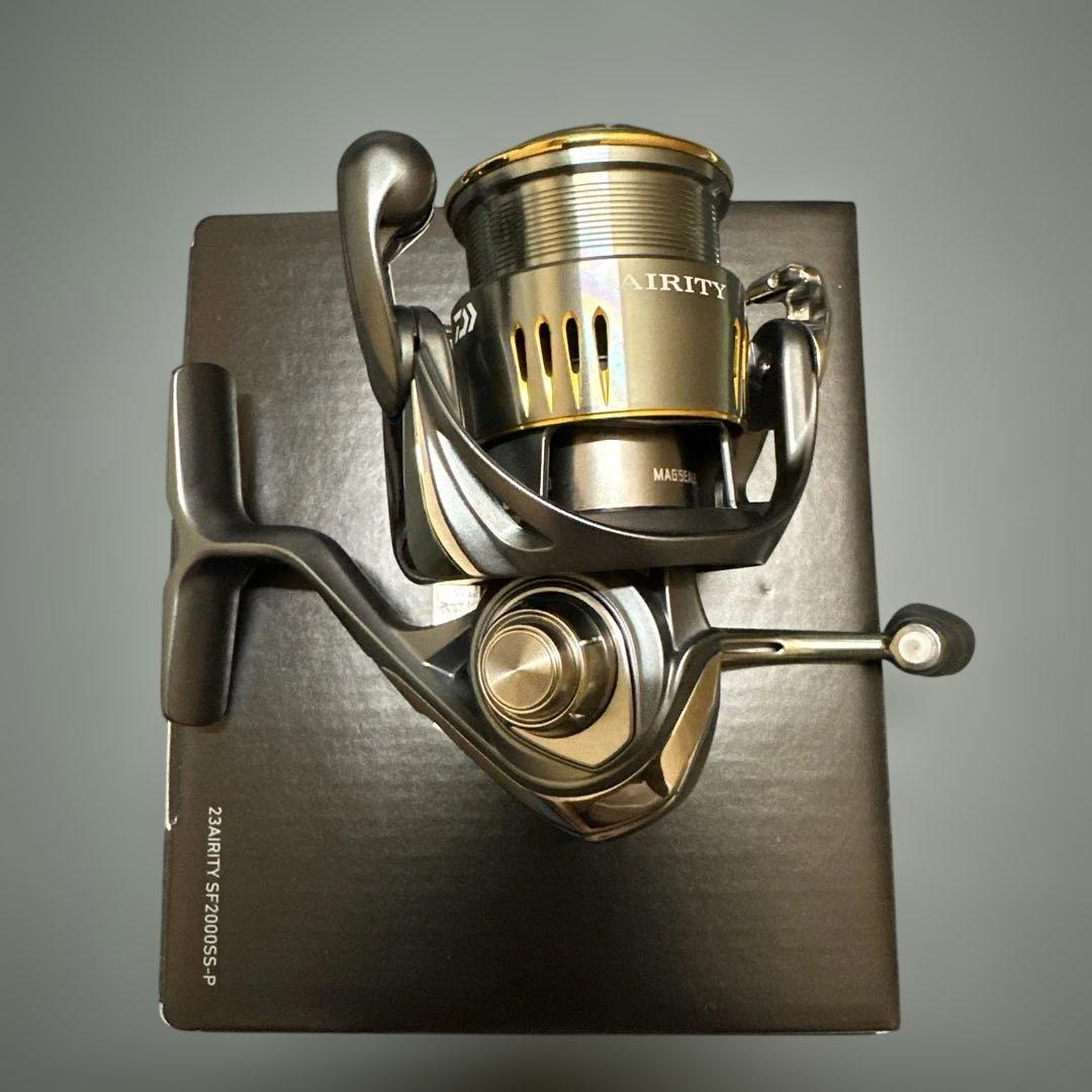 【美品】ダイワ　23エアリティ SF2000SS-P