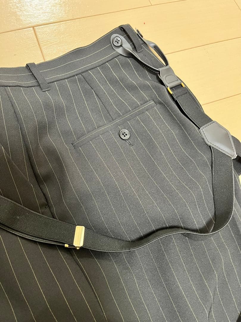 5/30まで　カレンソロジー　サスペンダーパンツ　ストライプ