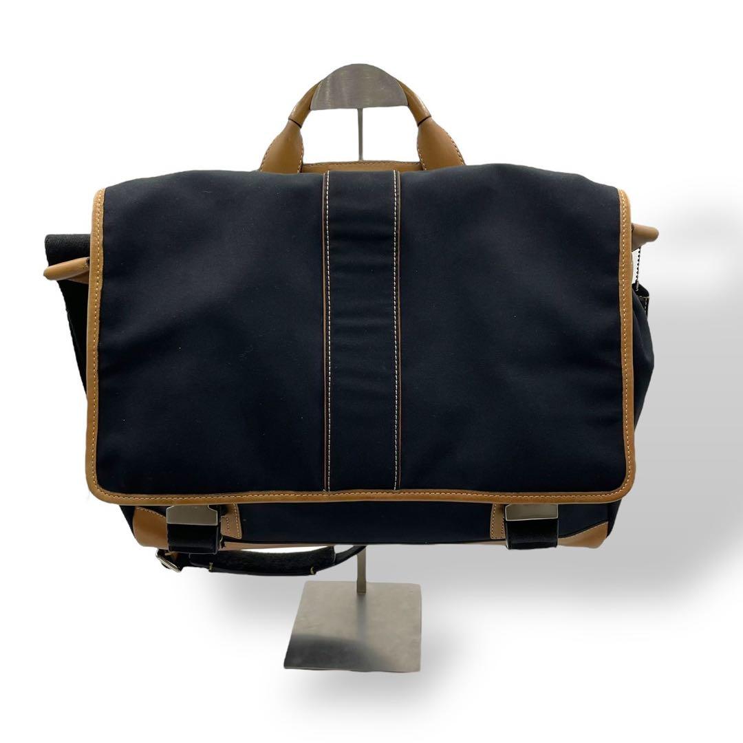 極美品　希少モデル　コーチ　メッセンジャーバッグ　キャンバス　レザー　黒