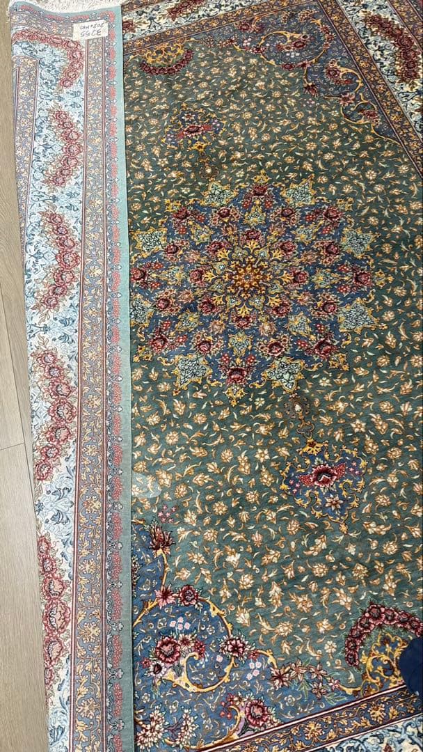 ペルシャ絨毯　クムシルク100%　ザエリ工房　189万円