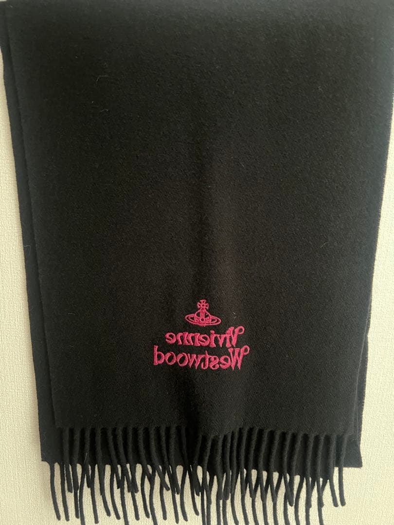 Vivienne Westwood 黒赤マフラー