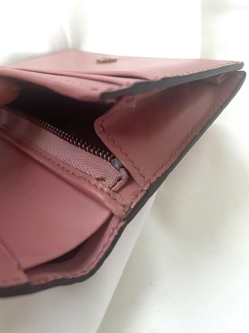 【お値下げ中】Gucci 二つ折り財布 ピンク チェリー装飾