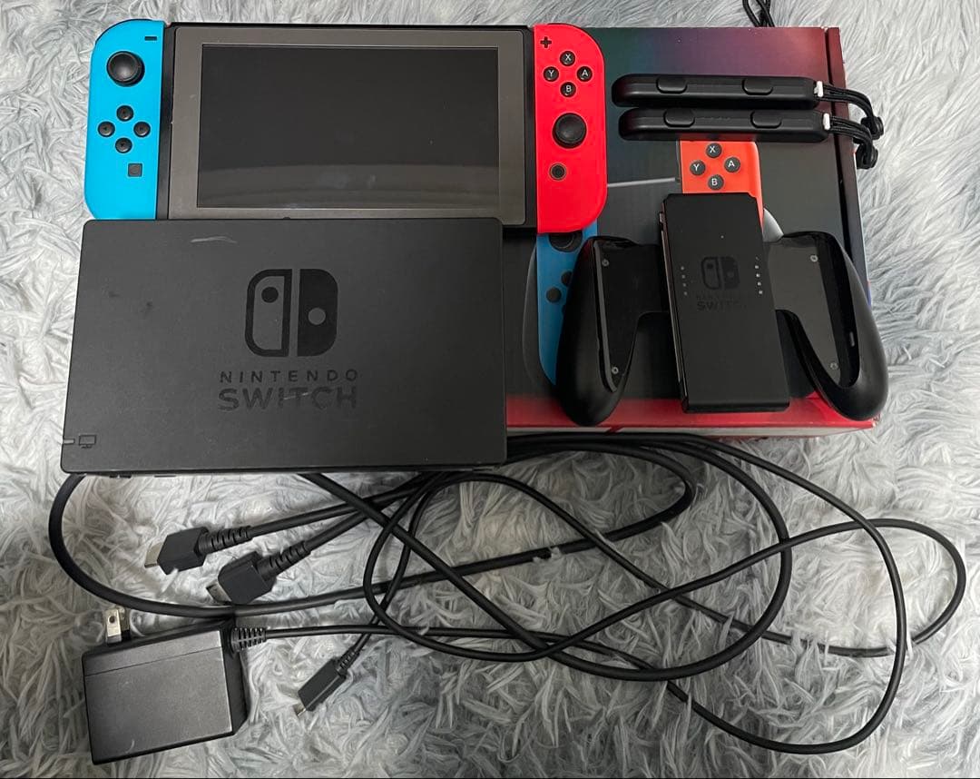 Nintendo Switch 本体　付属品完備　マイクロSD付き