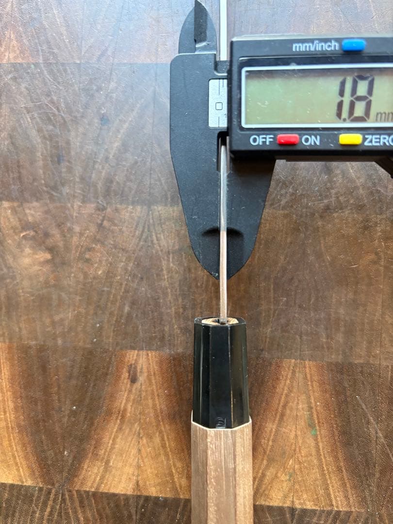 土佐打刃物　龍馬之剣心　銀三　筋引　210mm 包丁　槌目　ステンレス　両刃