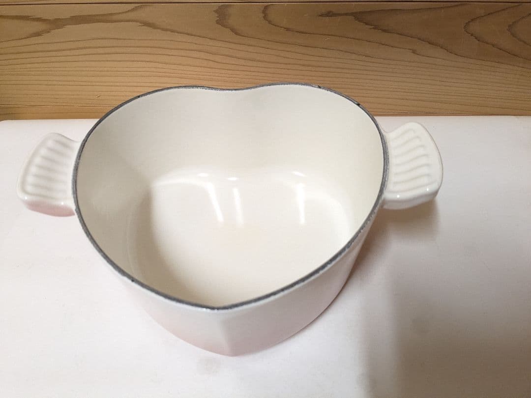 Le Creuset　ル・クルーゼ　ココット　ダムール　パウダーピンク　18cm