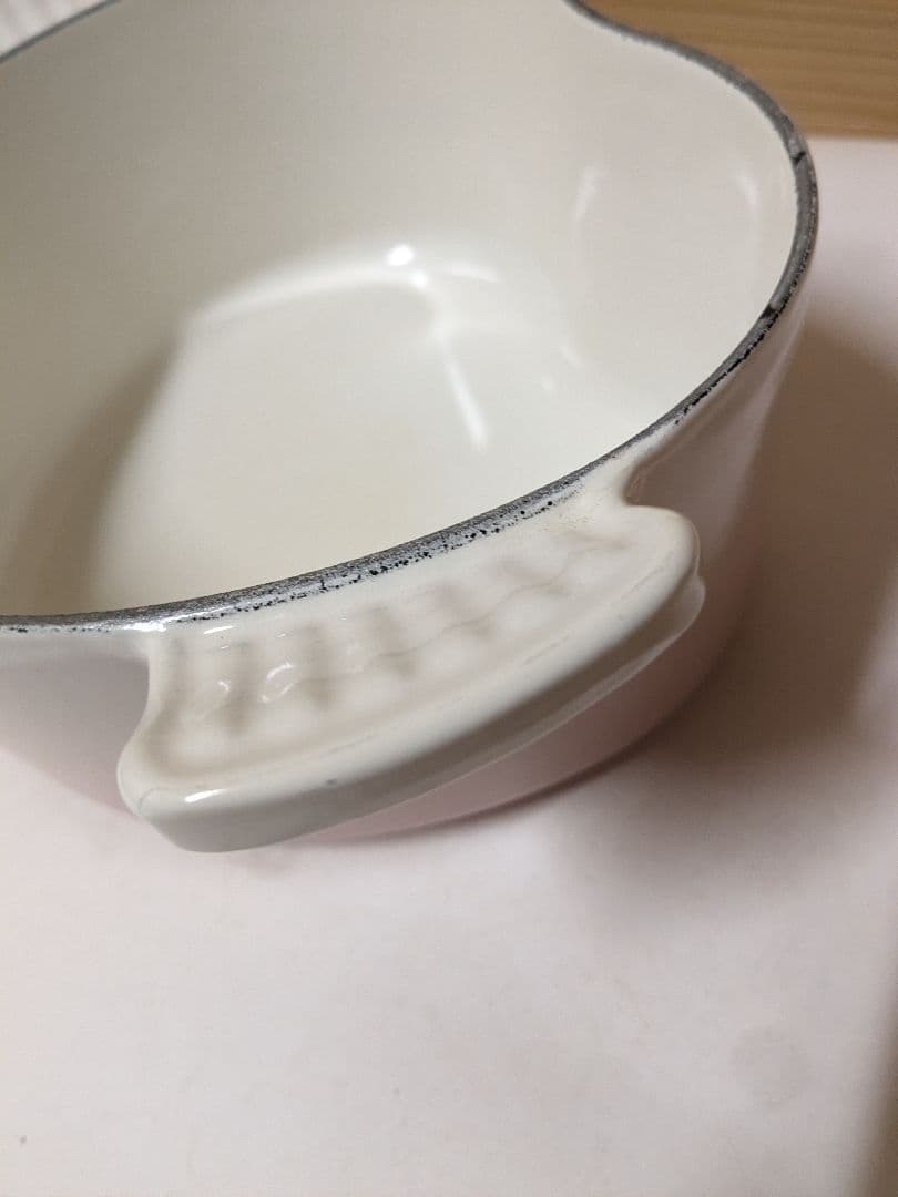 Le Creuset　ル・クルーゼ　ココット　ダムール　パウダーピンク　18cm