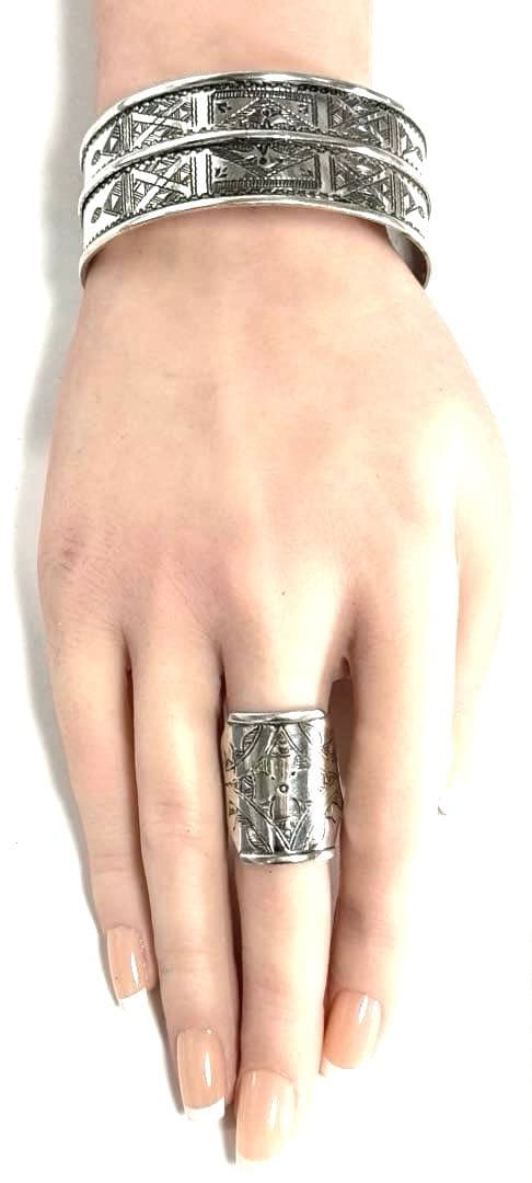トゥアレグ族　ハンドメイド　シルバーリング