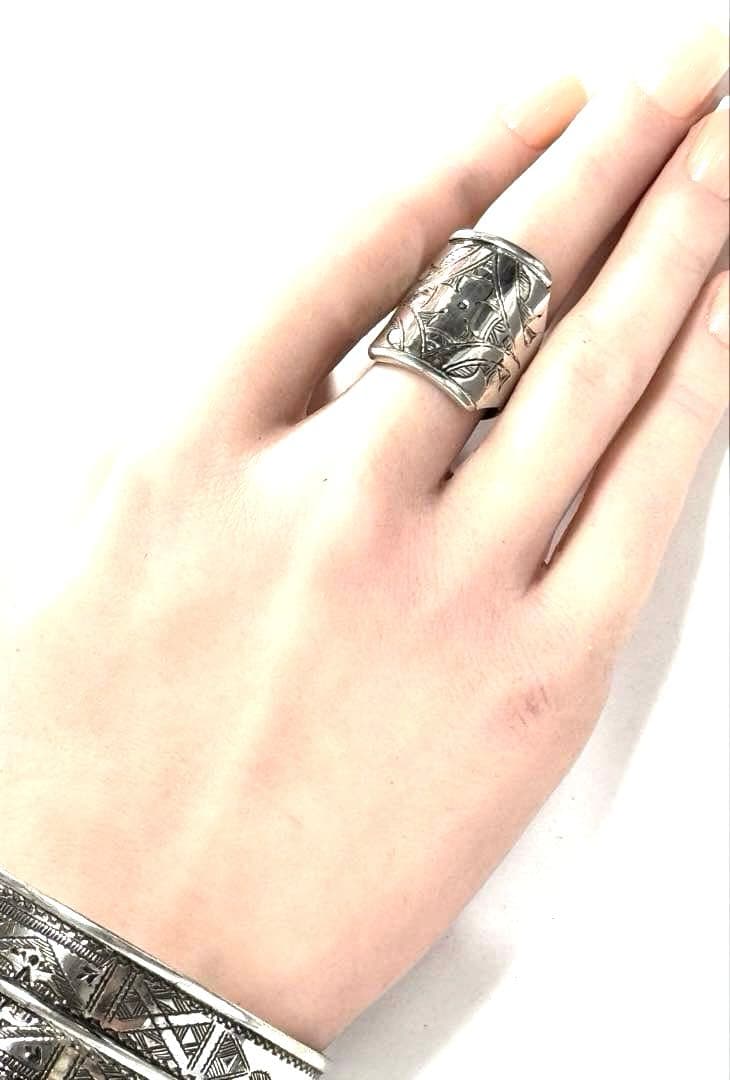 トゥアレグ族　ハンドメイド　シルバーリング
