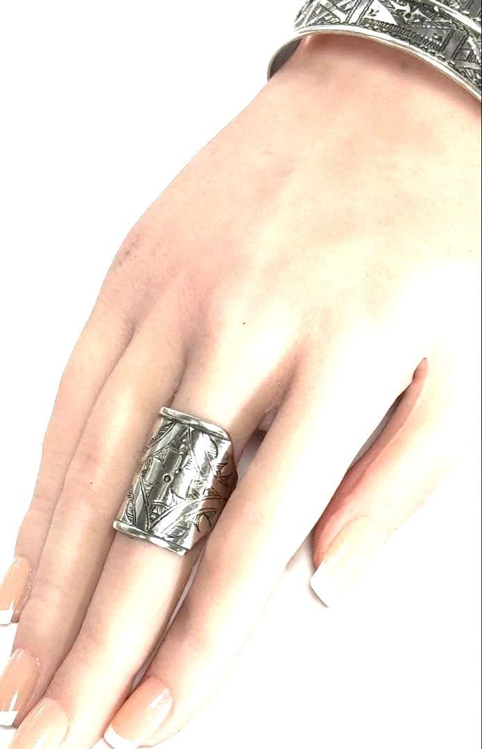 トゥアレグ族　ハンドメイド　シルバーリング