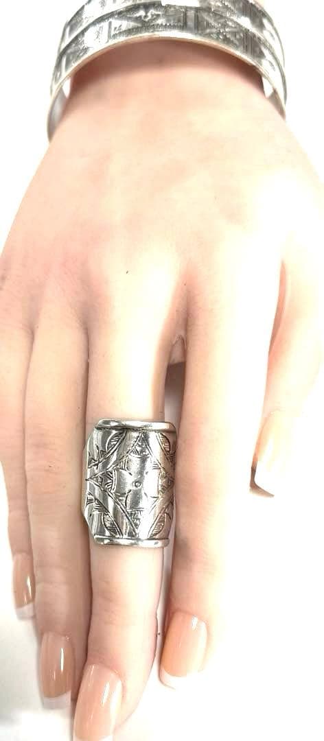 トゥアレグ族　ハンドメイド　シルバーリング