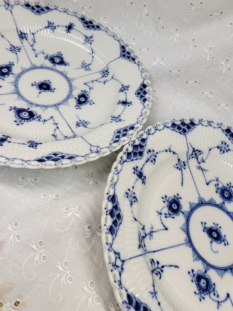 未使用近✨ロイヤルコペンハーゲン ブルーフルテッド フルレース 大皿 プレート①