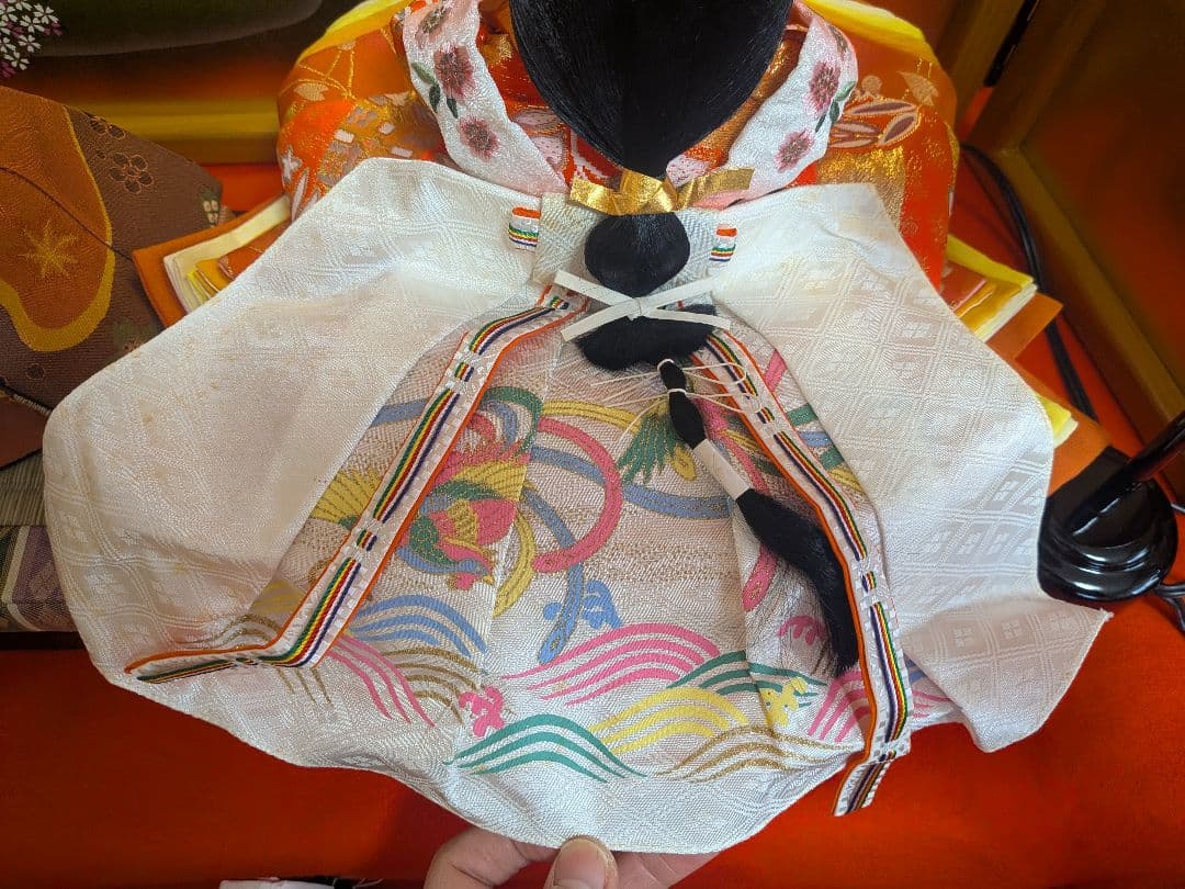 ひな祭り 雛人形　三段飾り　オルゴール付　秀華作　1/2（2/2の購入も必要）