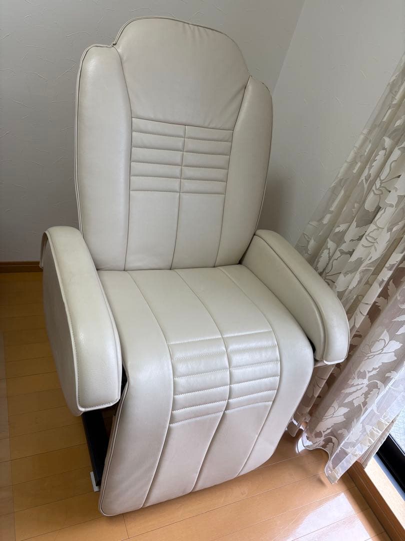 タカラベルモント「快適美顔」エステベッド 期限付き8/25まで