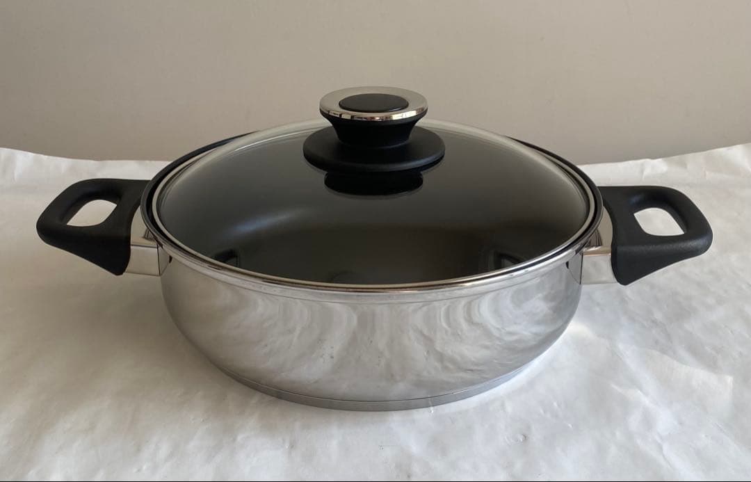 アムウェイ　ノンステック　キャセロールパン