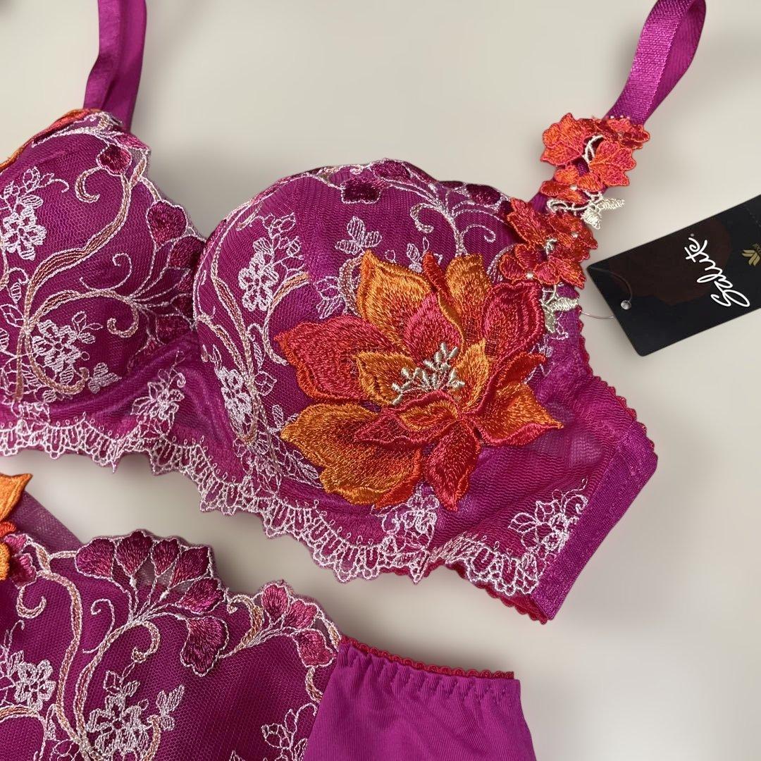 <最終価格>ワコール サルート ブラ&ショーツ セットアップ　D65 Mサイズ