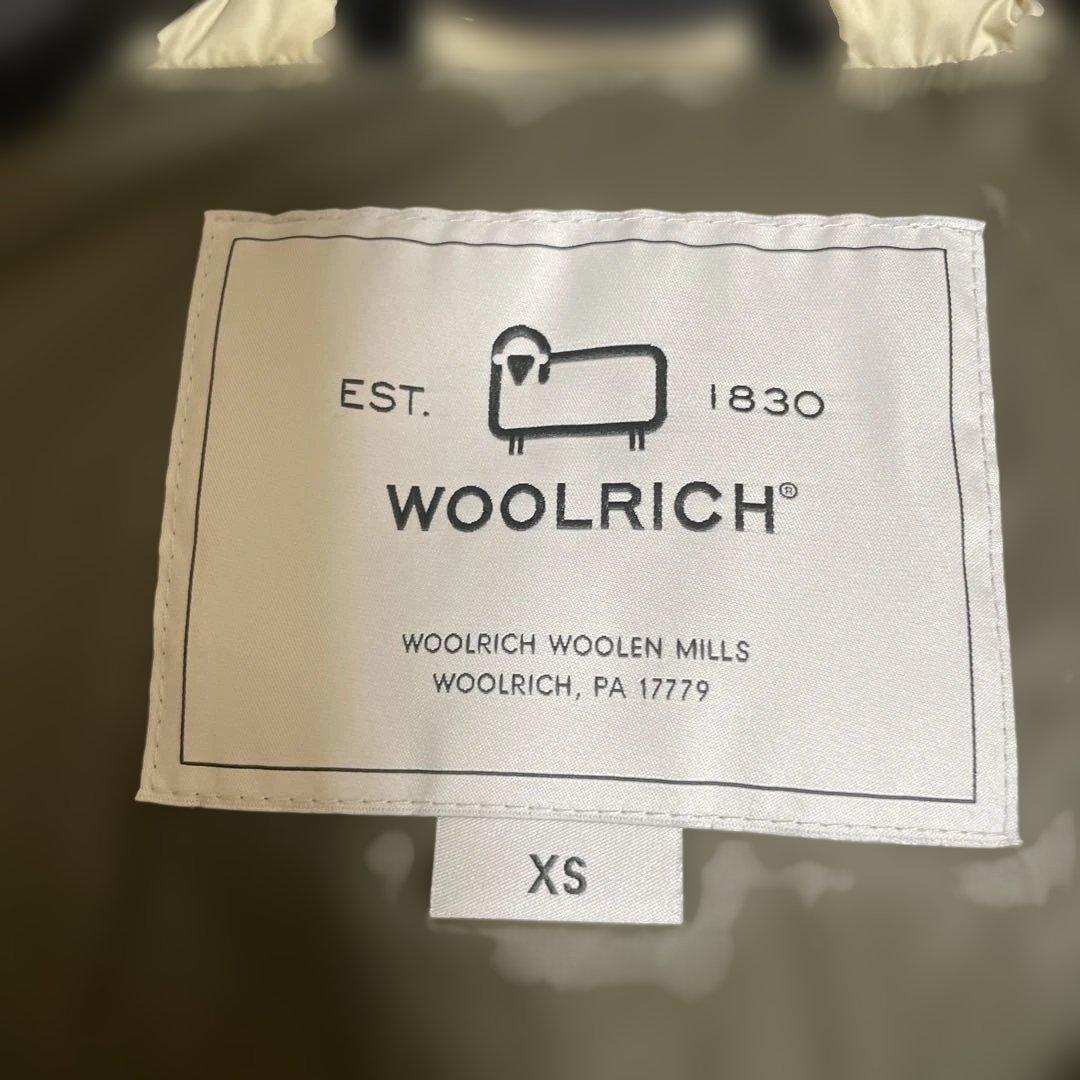 WOOLRICH ウールリッチ フード付きダウンジャケット